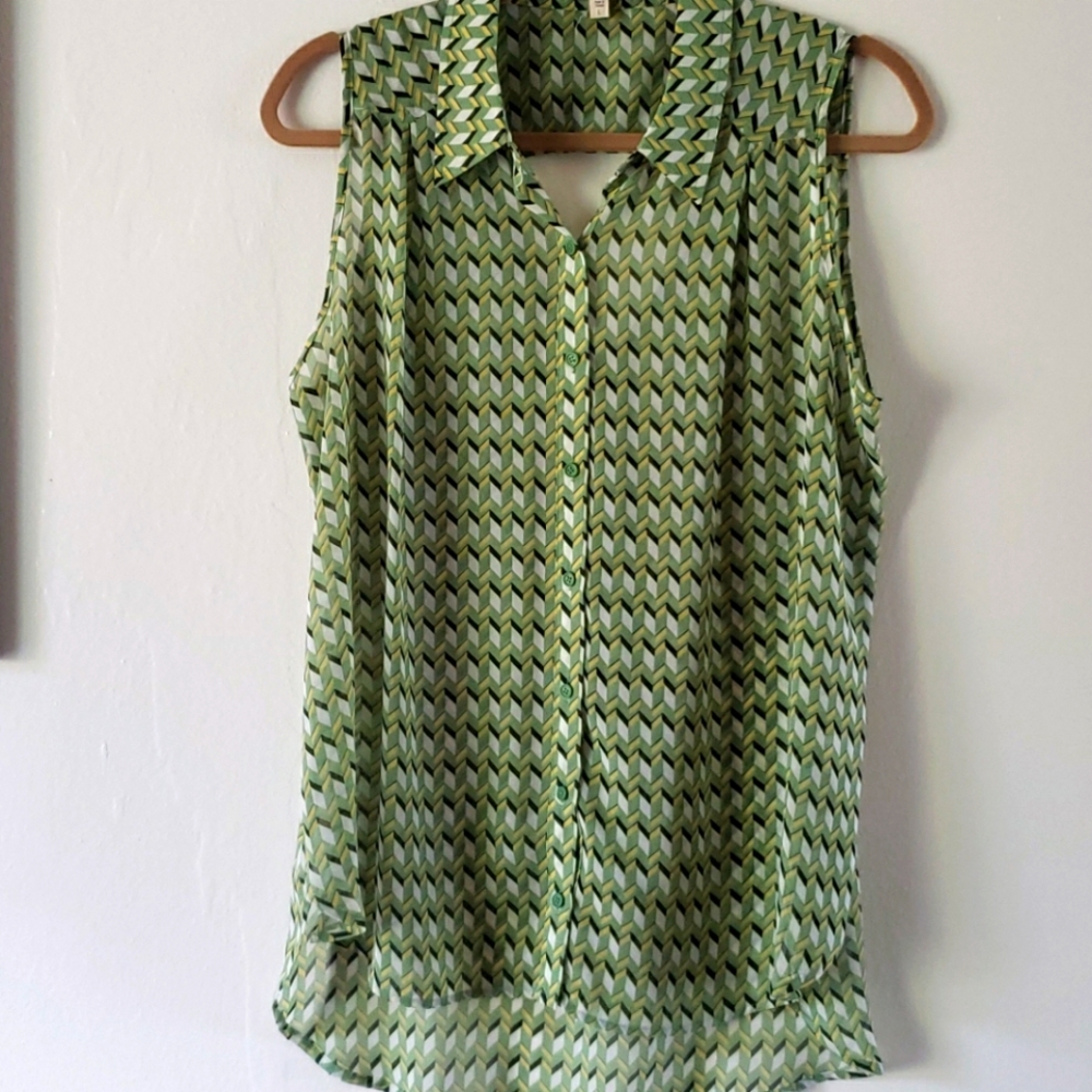 Pleione sleeveless blouse